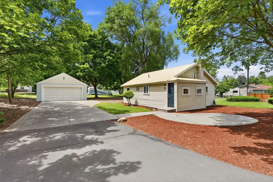 525 W Holland Ave, Spokane, WA 99218 - #3
