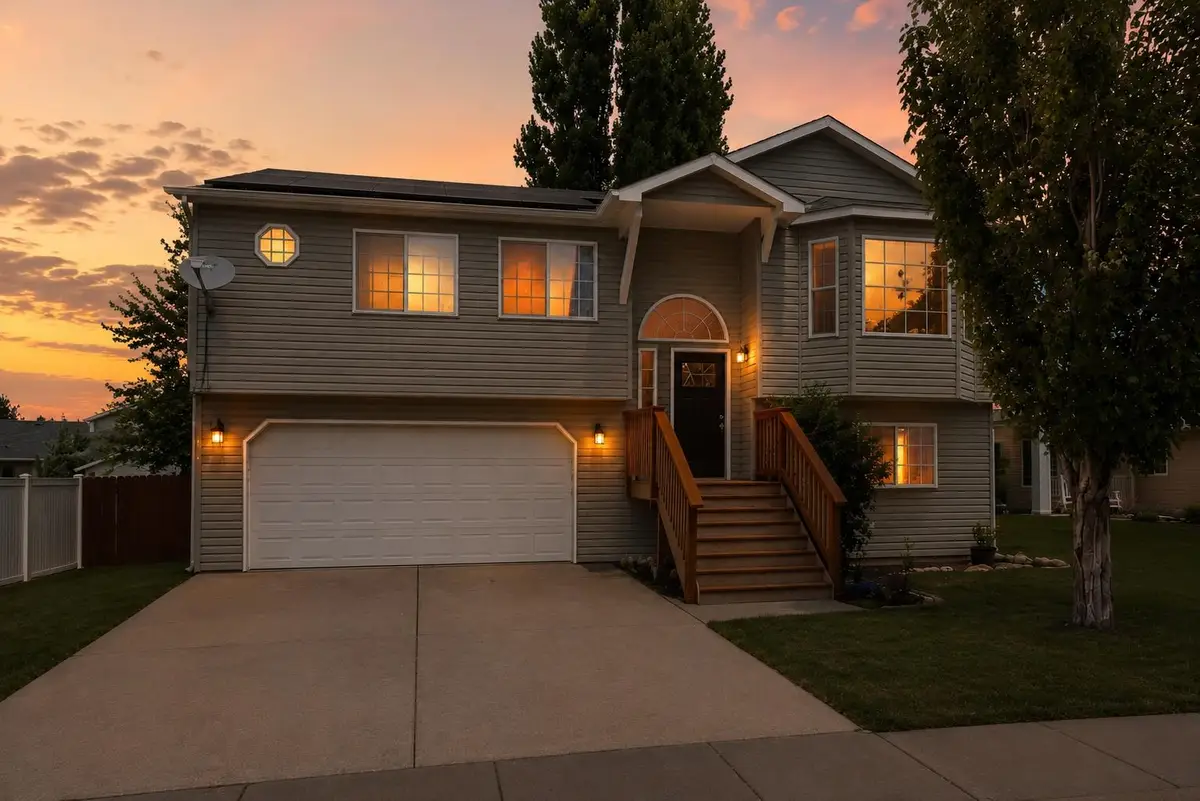 727 E Carrie Dr, Medical Lake, WA 99022 - #1