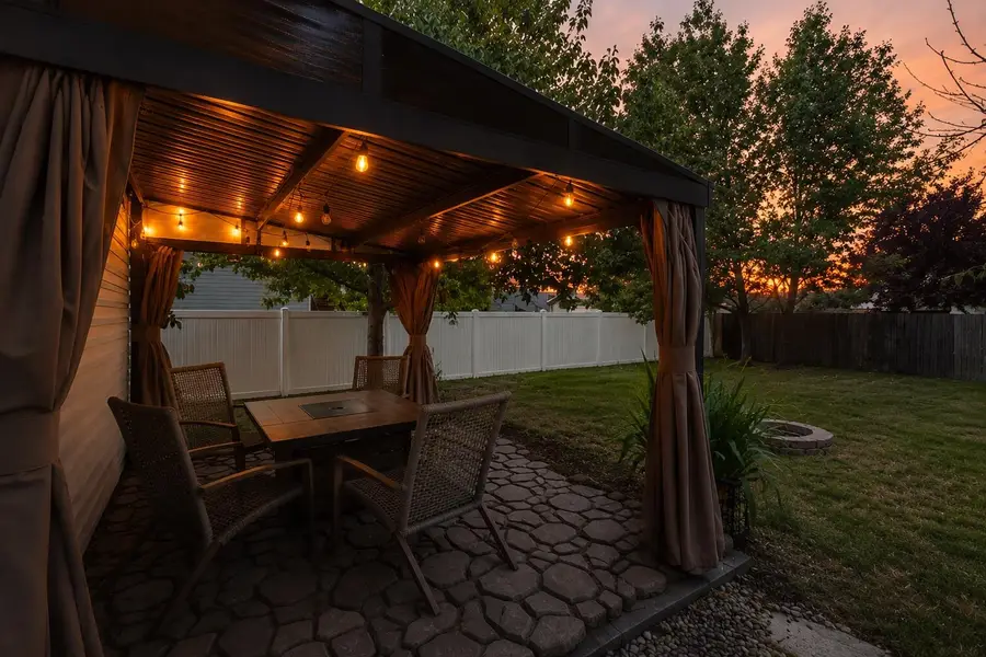 727 E Carrie Dr, Medical Lake, WA 99022 - #2