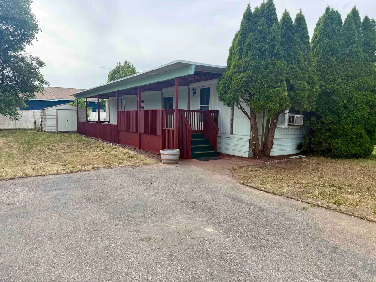 22105 E Wellesley Ave, Otis Orchards, WA 99027 - #1