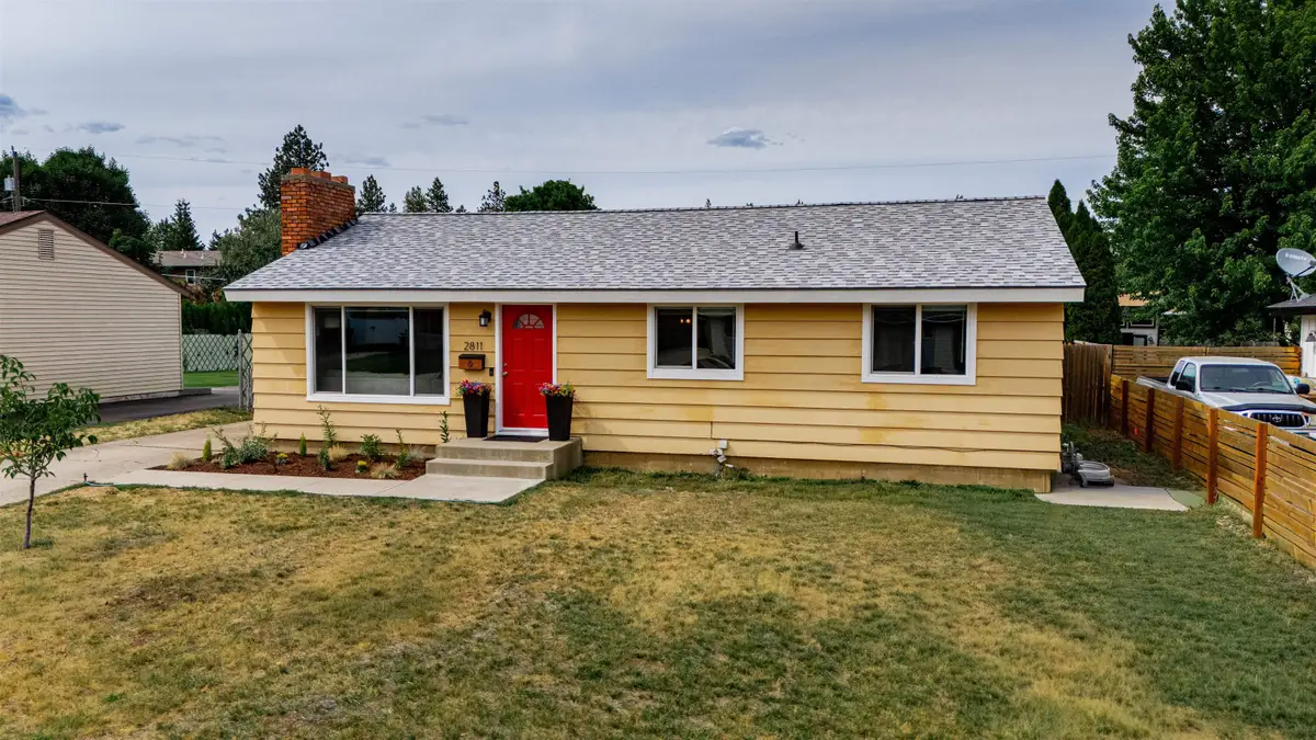 2811 E 39th Ave, Spokane, WA 99223 - #1