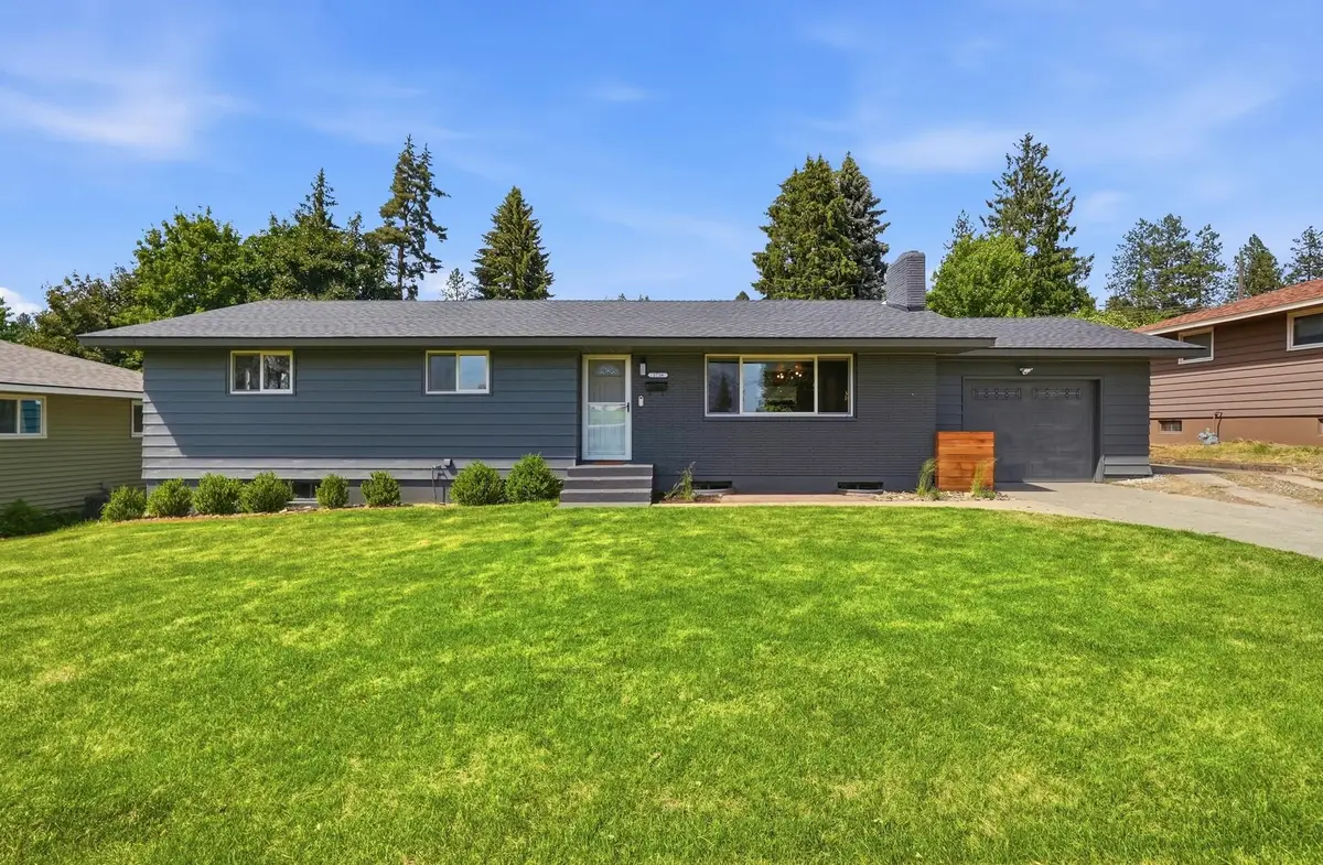 2716 W Beacon St, Spokane, WA 99208 - #1