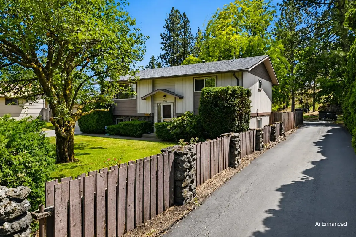 2306 E 37th Ave, Spokane, WA 99223 - #1