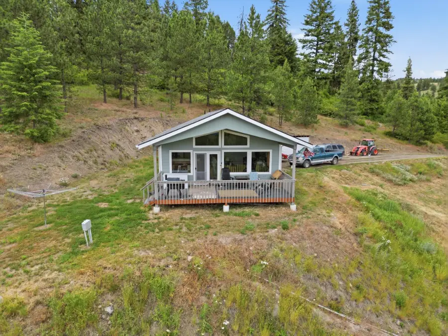292 E Knob Hill E Rd, Republic, WA 99166 - #2