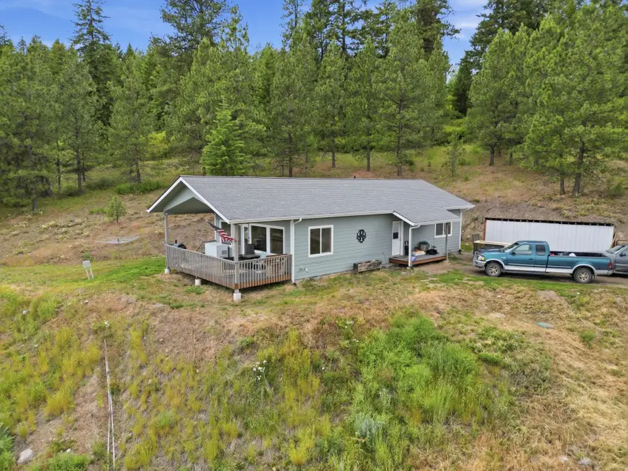 292 E Knob Hill E Rd, Republic, WA 99166 - #3