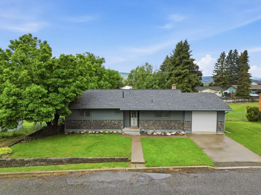 824 S Chester St, Colville, WA 99114 - #2