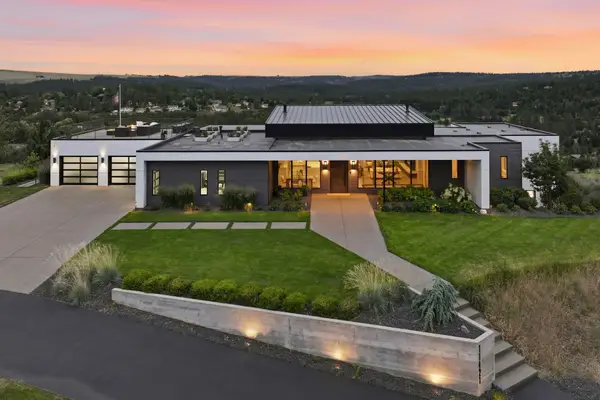 11421 S Elk Run Ln, Spokane, WA 99224