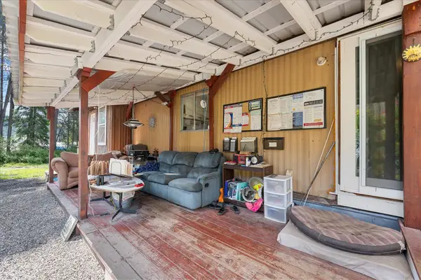 4326 Springdale Hunters Rd, Springdale, WA 99173