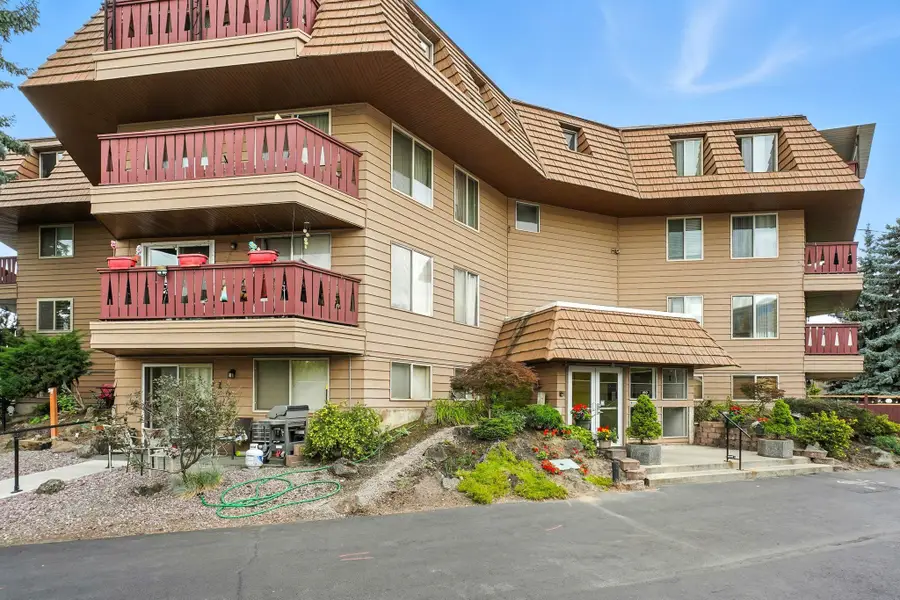 9020 N Country Homes Blvd #23, Spokane, WA 99218 - #3