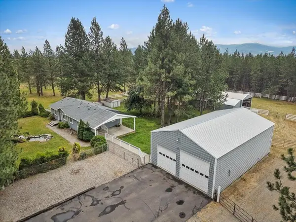 26514 E Idaho Pines Rd, Newman Lake, WA 99025