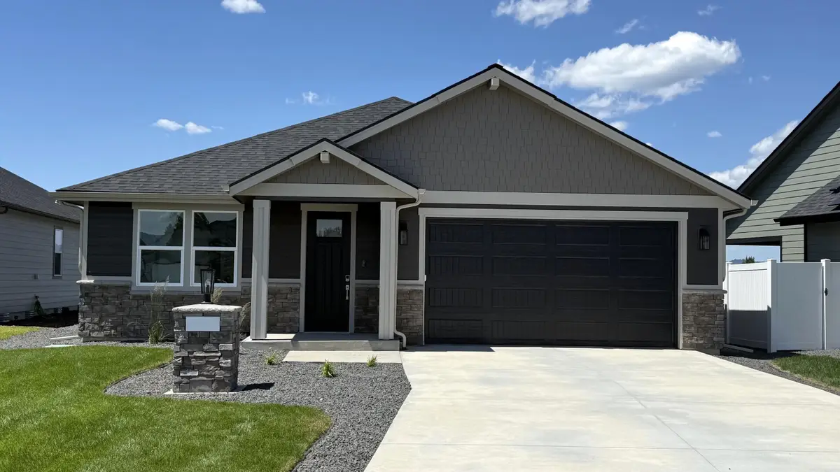 1231 N High Desert Dr, Deer Park, WA 99006 - #1
