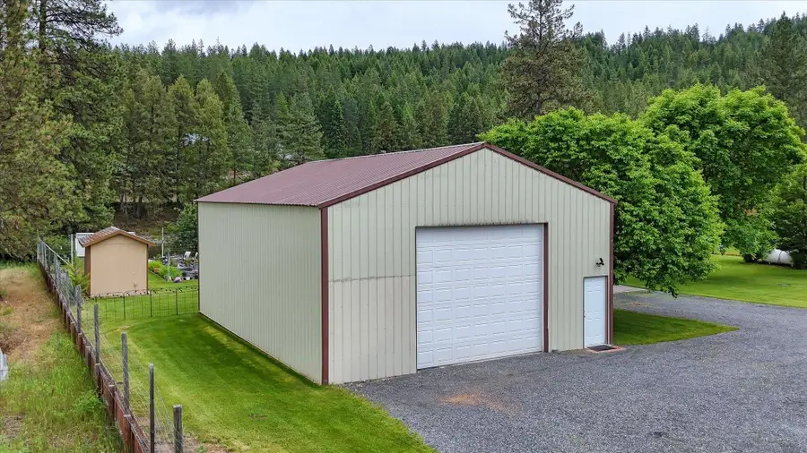 61 Paradise Cove Rd, Kettle Falls, WA 99141 - #3
