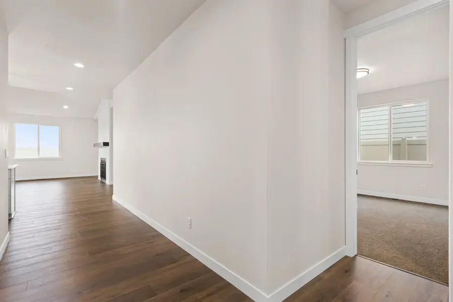 1235 N High Desert Dr, Deer Park, WA 99006 - #2