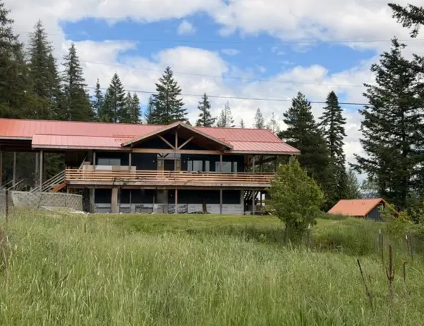 62 Country Ln, Newport, WA 99156