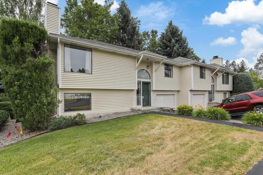 938 E Calkins Dr, Spokane, WA 99208 - #2