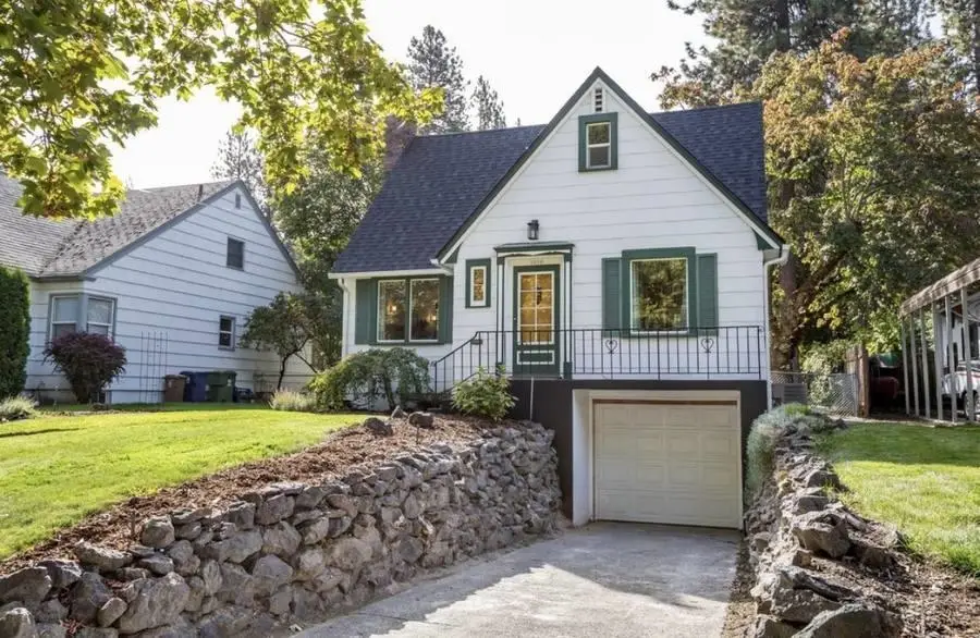 1018 E 17th Ave, Spokane, WA 99203 - #2