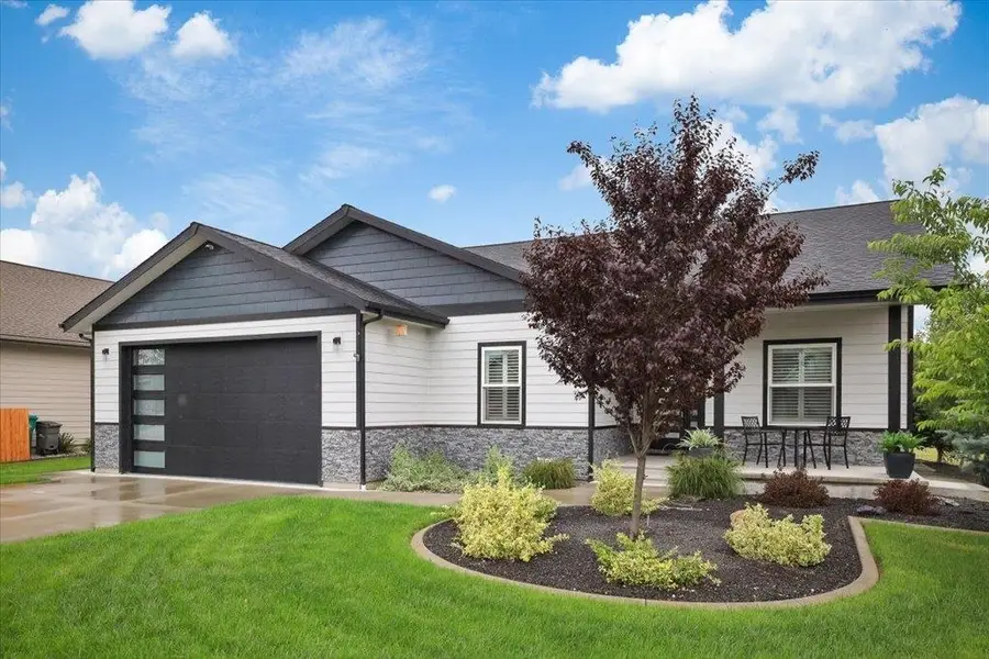 701 N Country Club Dr, Deer Park, WA 99006 - #2