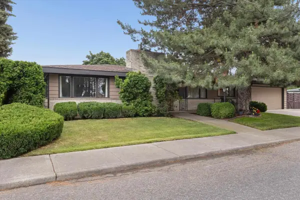 7018 N Fleming St, Spokane, WA 99208