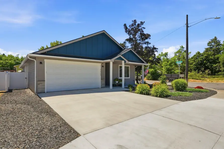 3409 E Myrtle St, Spokane, WA 99223 - #2