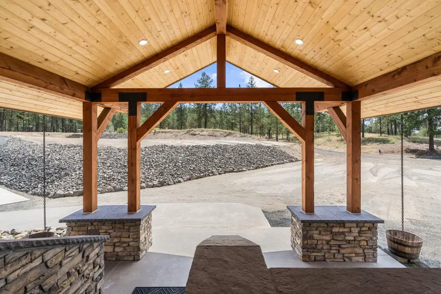 21413 W South Bank Rd, Nine Mile Falls, WA 99026 - #3