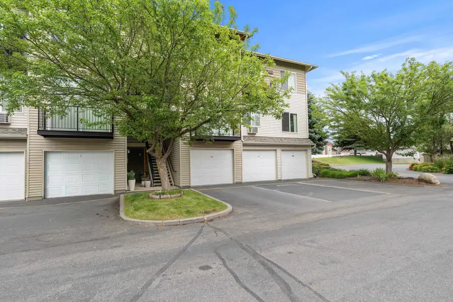 22855 E Country Vista Dr #400, Liberty Lake, WA 99019 - #3