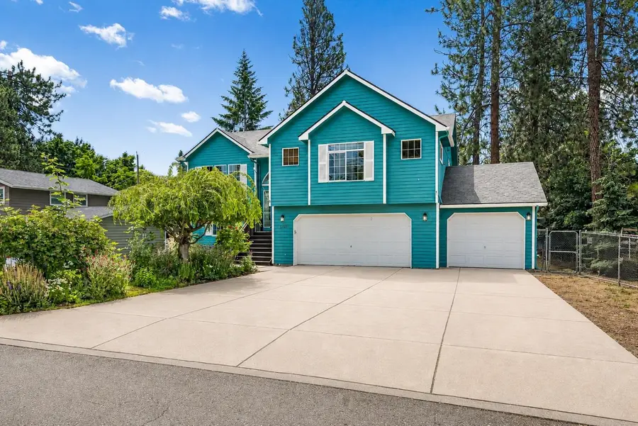 11202 E 17th Ave, Spokane Valley, WA 99206 - #2