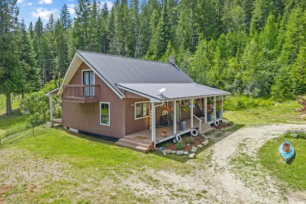 421 N Pickett Rd, Ione, WA 99139