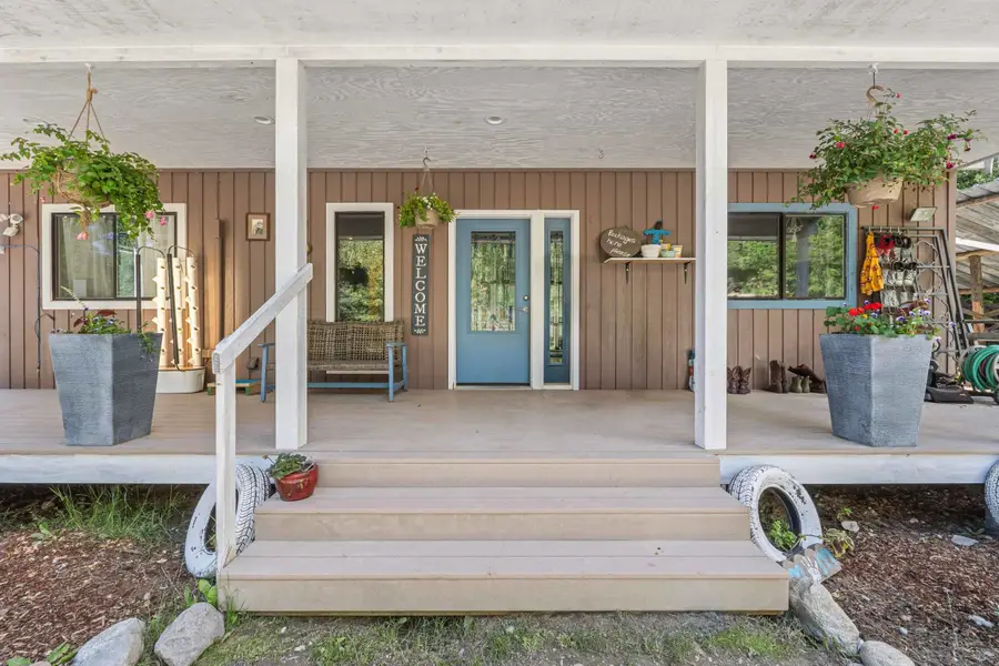 421 N Pickett Rd, Ione, WA 99139 - #3