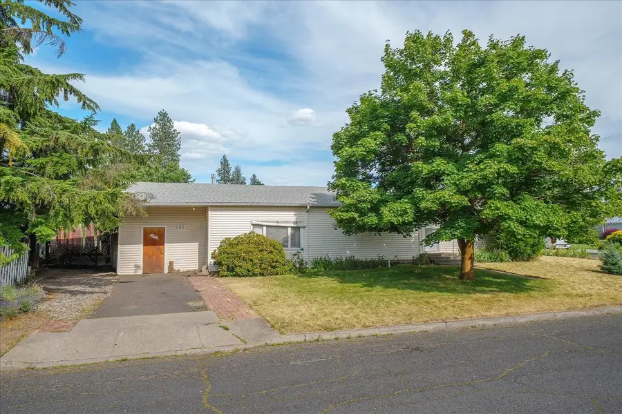 3706 N Belt St, Spokane, WA 99205 - #2