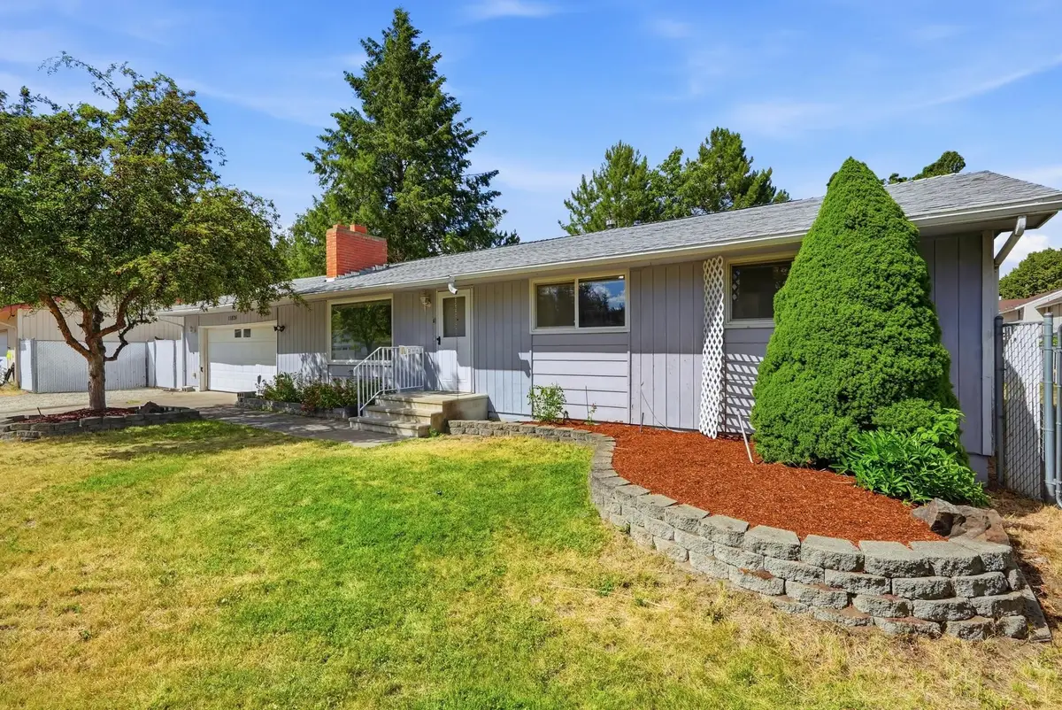 11824 N Madison St, Spokane, WA 99218 - #1