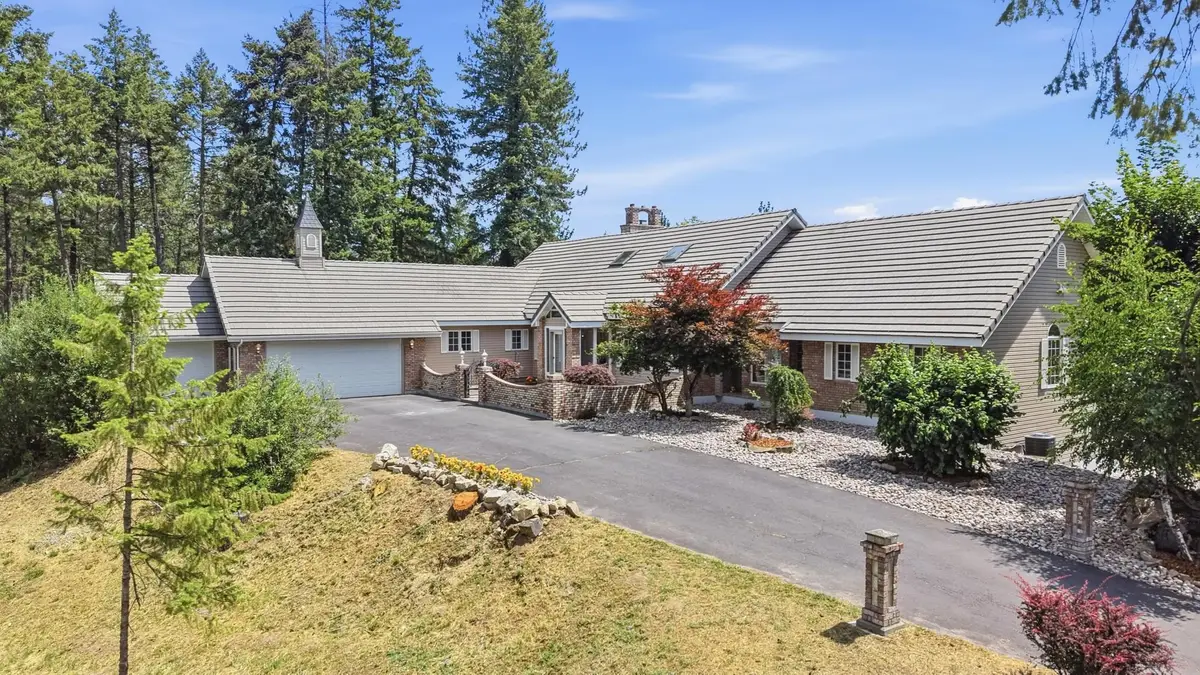 21727 N Vista Cir, Colbert, WA 99005 - #1