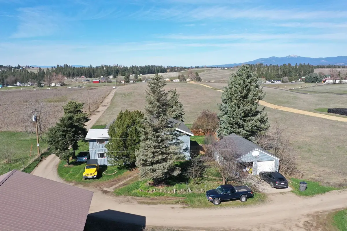 7302 E Bigelow Gulch Rd, Spokane, WA 99217 - #1