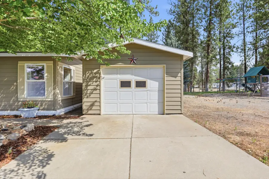 3215 E Bull Run Ln, Mead, WA 99021 - #3