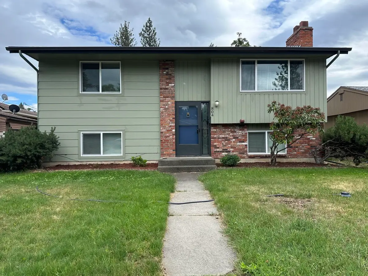 804 E 37th Ave, Spokane, WA 99203 - #1