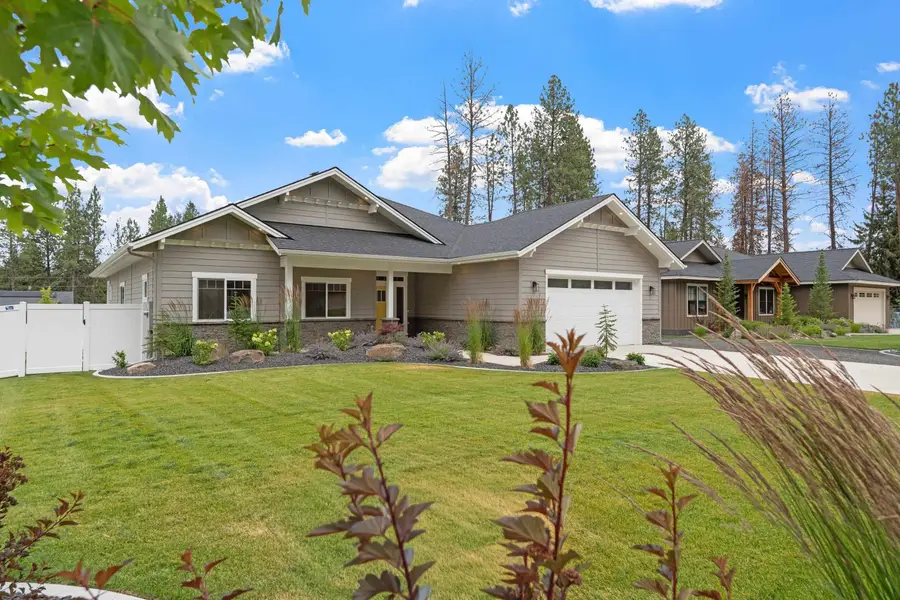 11121 E 28th Ave, Spokane Valley, WA 99206 - #3