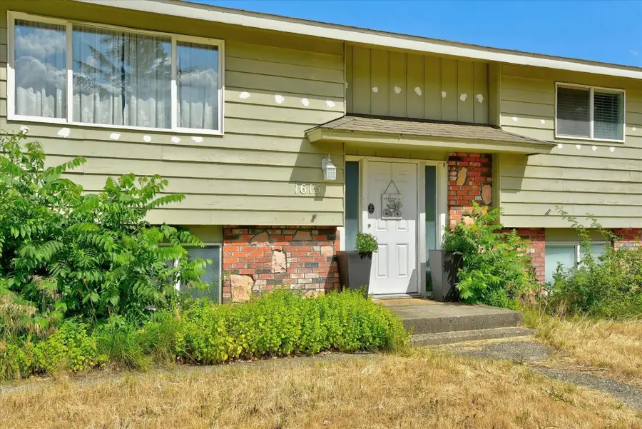1615 S Linda Ln, Spokane Valley, WA 99206 - #3