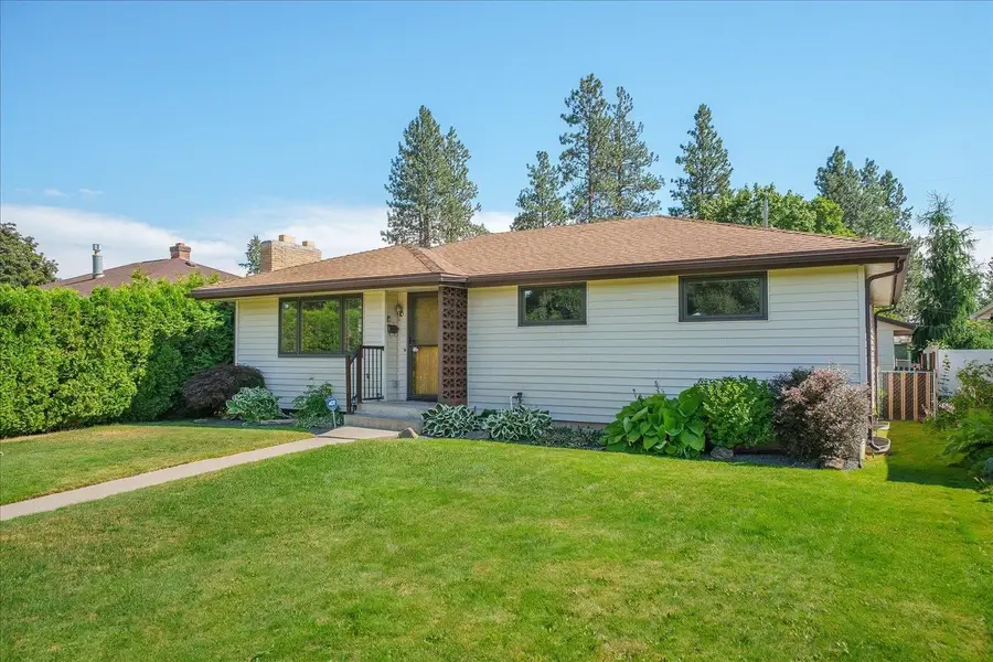 1217 W Central Ave, Spokane, WA 99205 - #3