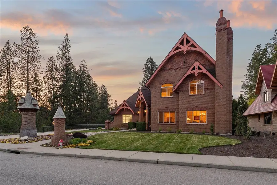 1909 E Pinecrest Rd, Spokane, WA 99203 - #2