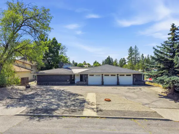 1627 W Courtland Ave, Spokane, WA 99205