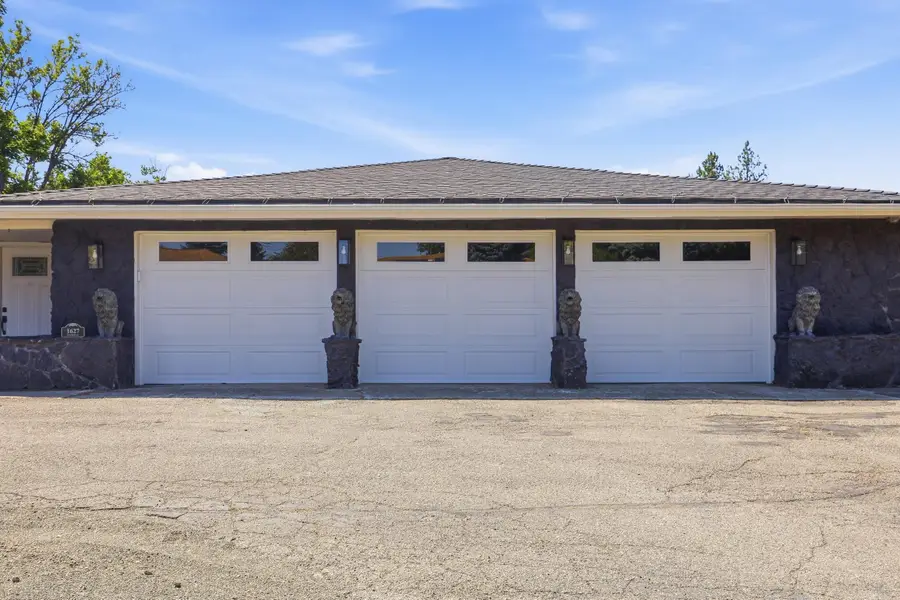 1627 W Courtland Ave, Spokane, WA 99205 - #3