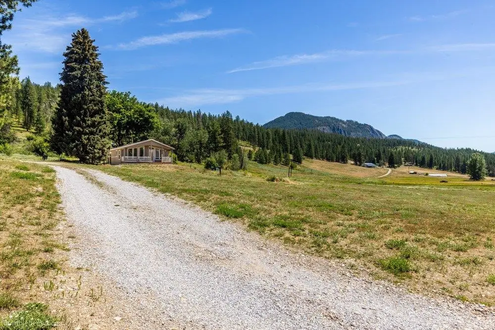 2358 B Burnt Valley Rd, Chewelah, WA 99109 - #1
