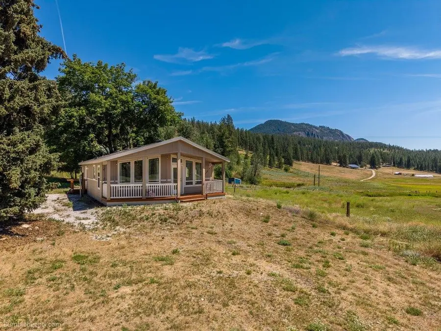 2358 B Burnt Valley Rd, Chewelah, WA 99109 - #2