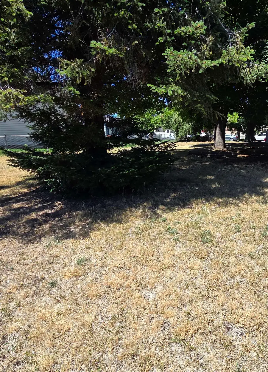 2417 E Empire Ave, Spokane, WA 99207 - #2