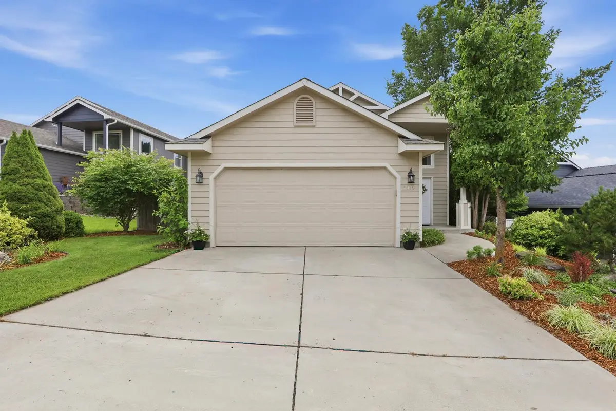 5019 W Pacific Park Dr, Spokane, WA 99208 - #1