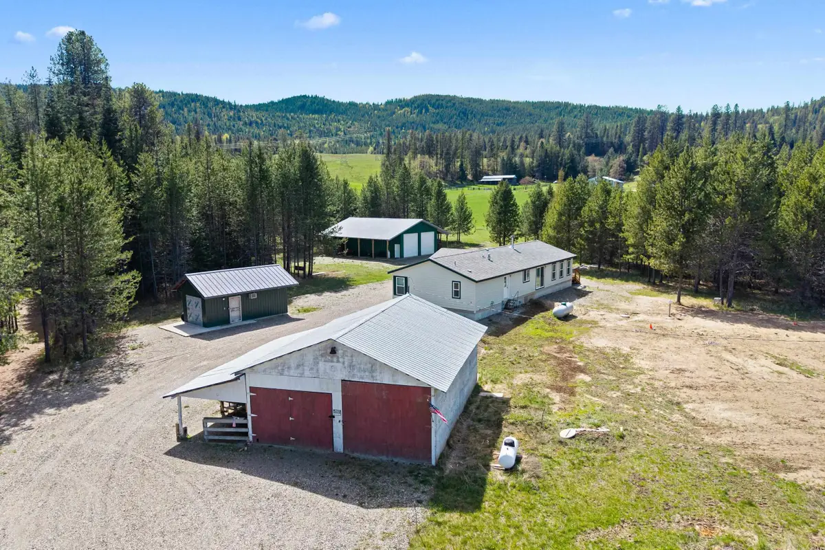 389962 Highway 20 Hwy, Cusick, WA 99119 - #1