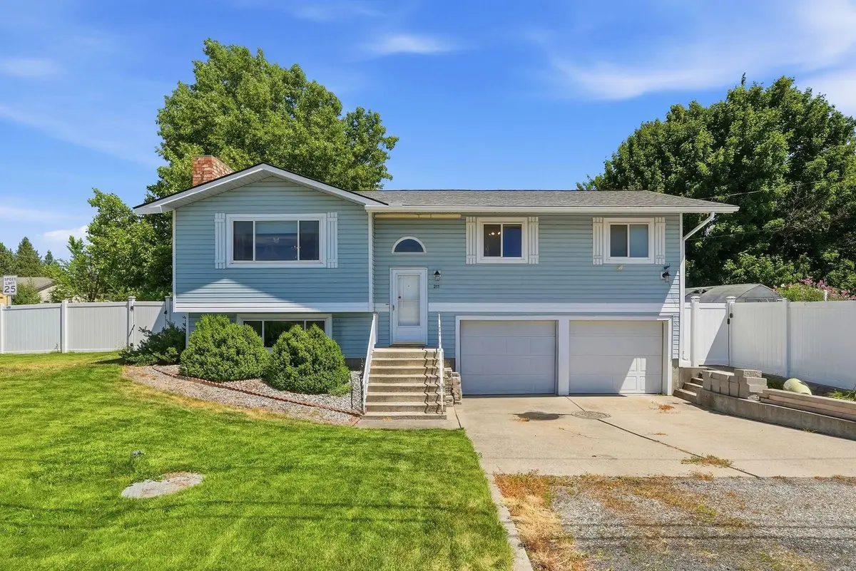 211 S Barker Rd, Spokane Valley, WA 99016 - #1
