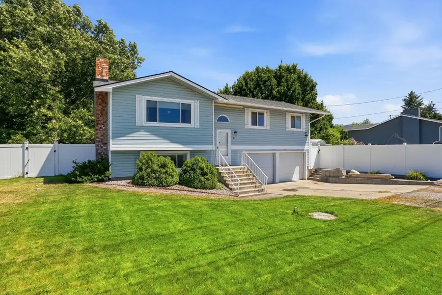 211 S Barker Rd, Spokane Valley, WA 99016 - #3