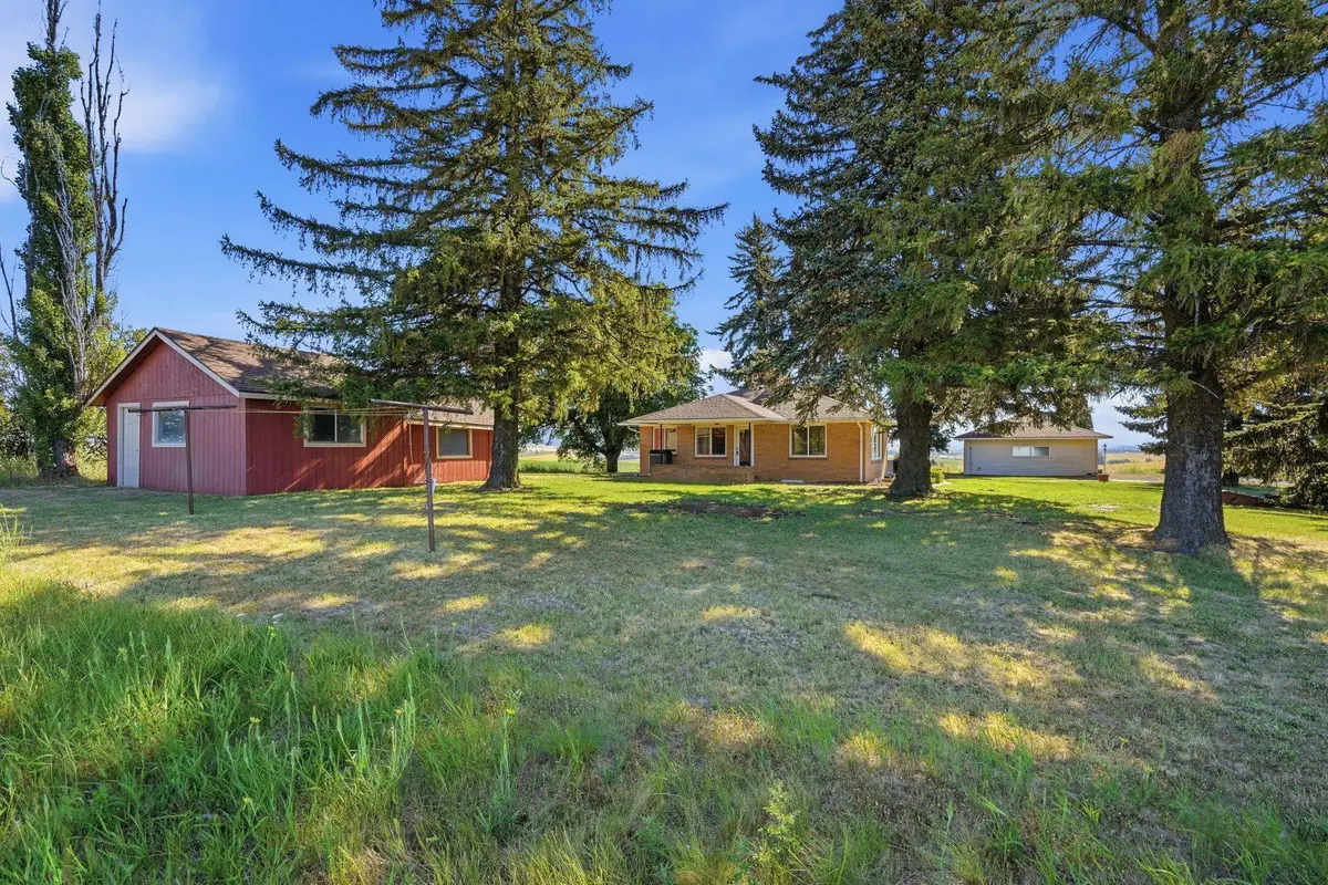11213 E Cameron Rd, Fairfield, WA 99012 - #1