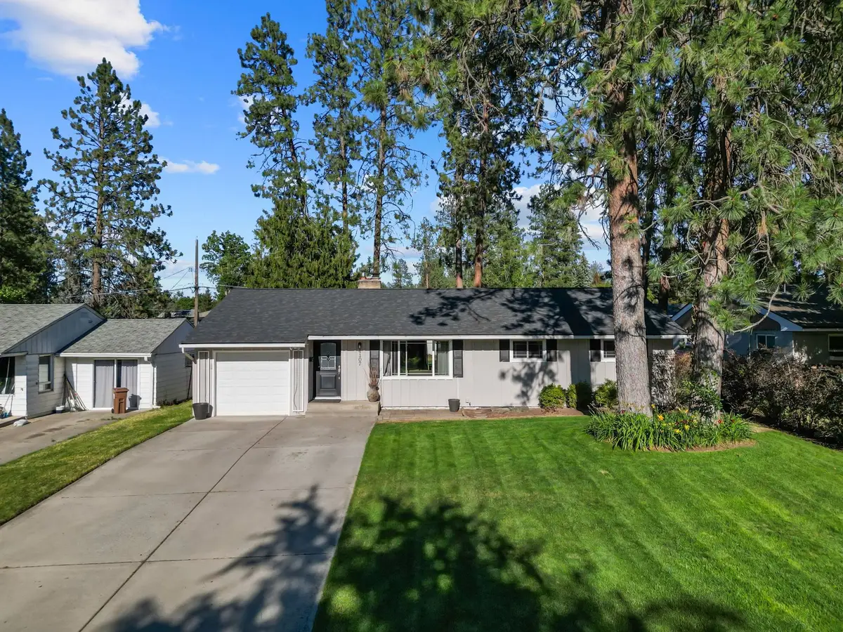 4107 S Hogan St, Spokane, WA 99203 - #1