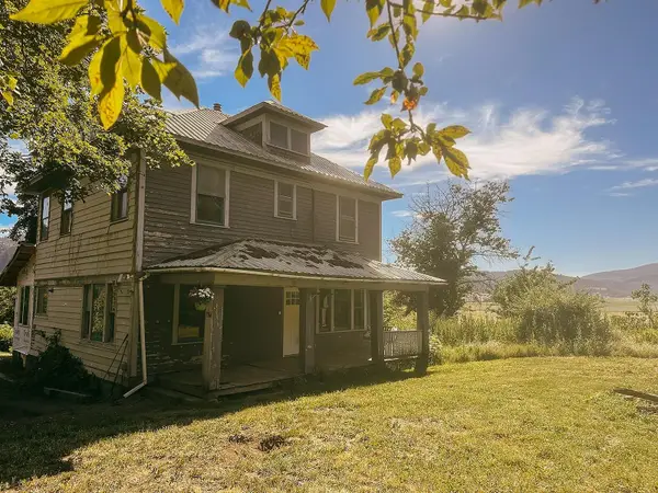 1966 S 395 Hwy, Chewelah, WA 99109